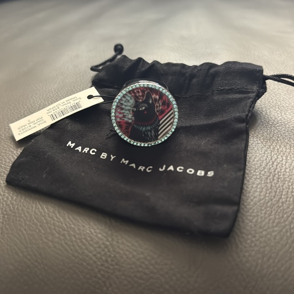 Marc By Marc Jacobs Black and Blue lenticular Cat Ring - Picture 3 of 5